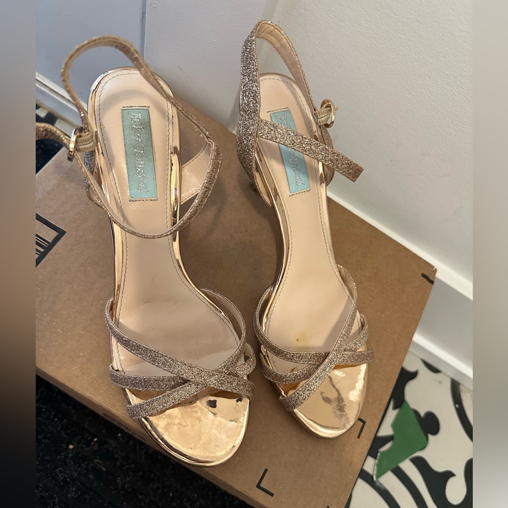 Betsey Johnson Gold Glitter Heels - Picture 3 of 6